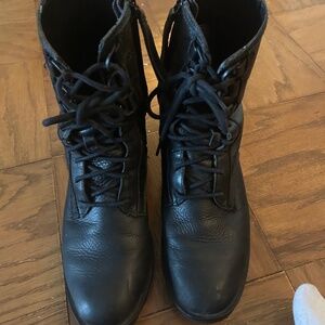 Sorel Women’s Black Leather Combat Boots 10